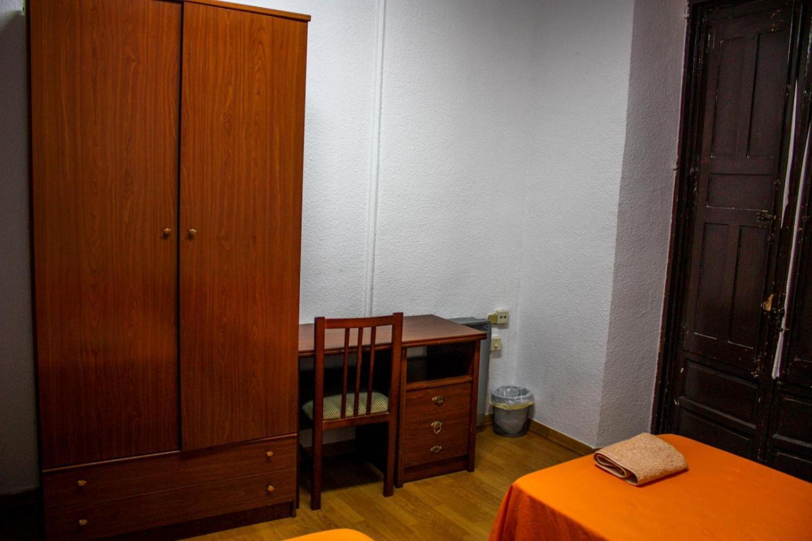 Residencia 14 Hotel ซาลามังกา ภายนอก รูปภาพ