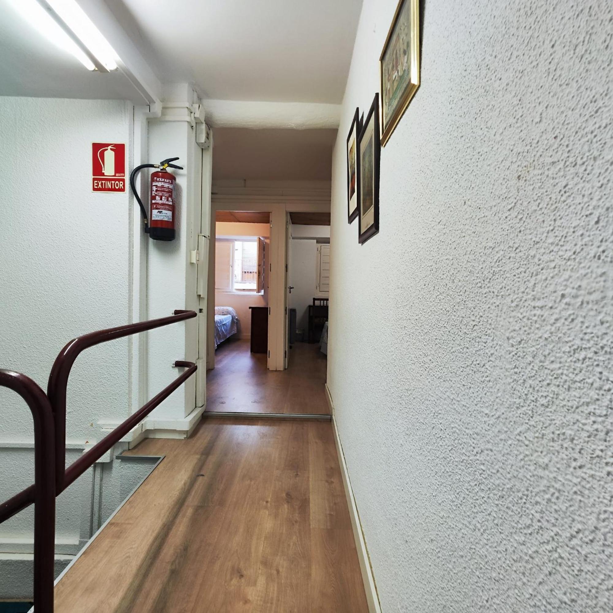 Residencia 14 Hotel ซาลามังกา ภายนอก รูปภาพ