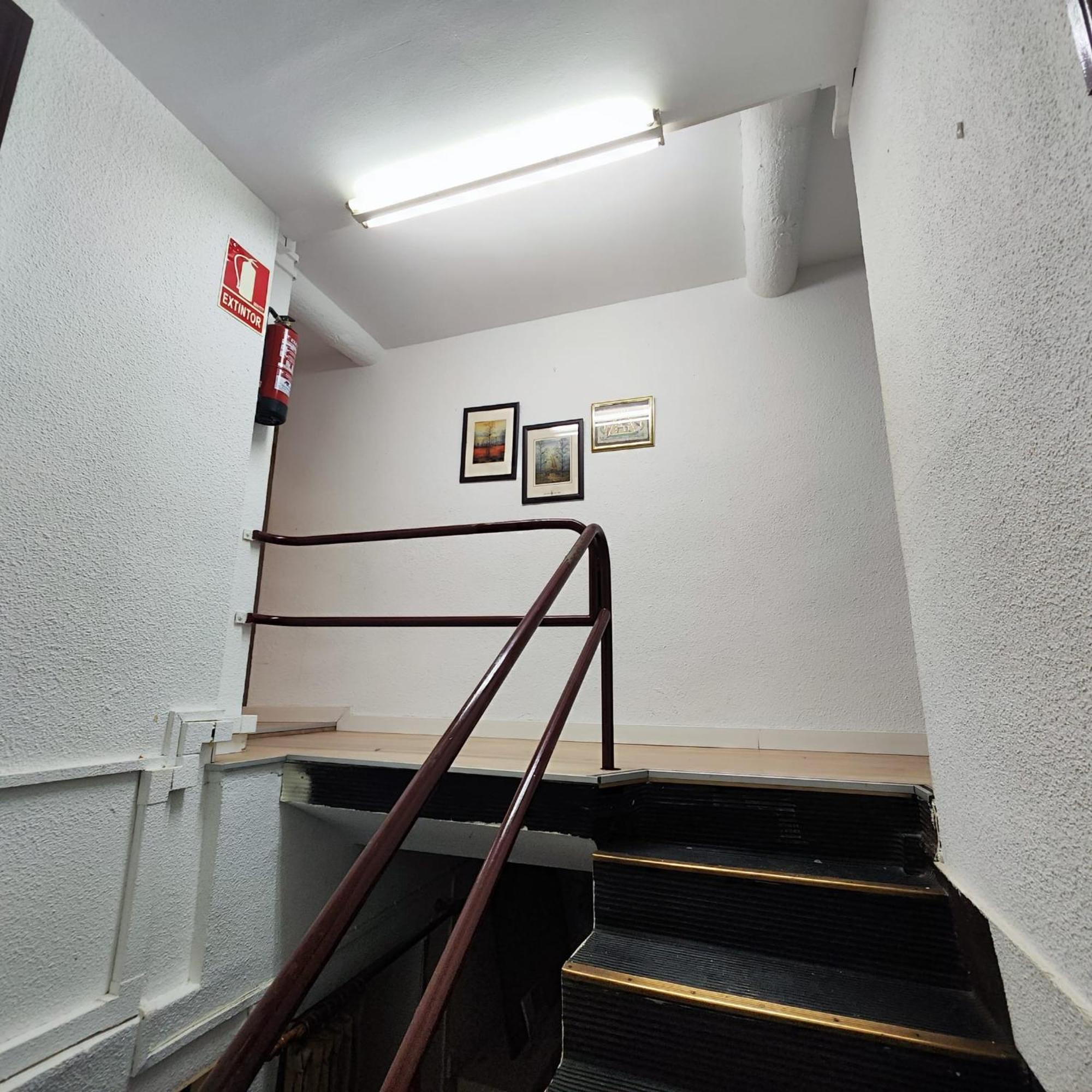 Residencia 14 Hotel ซาลามังกา ภายนอก รูปภาพ